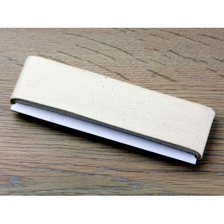 Ruban serg� de coton 20mm blanc cass� x30m
