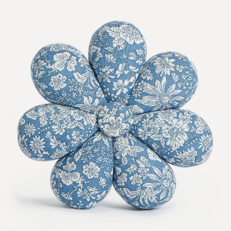 Pique-�pingle fleur Liberty Fabrics