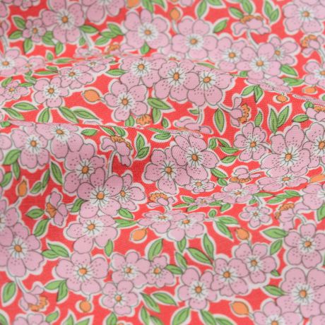 Tissu Liberty Fabrics Patch Gift from the Garden flowering blo