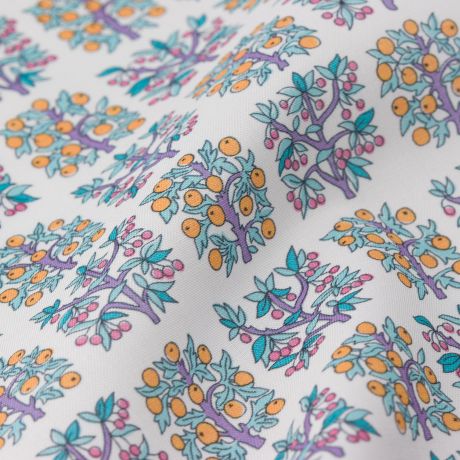 Tissu Liberty Fabrics Patch Gift from the Garden orchard delight