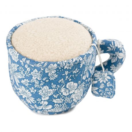 Pique-�pingle tasse de th� en tissu Liberty Fabrics Emily Belle