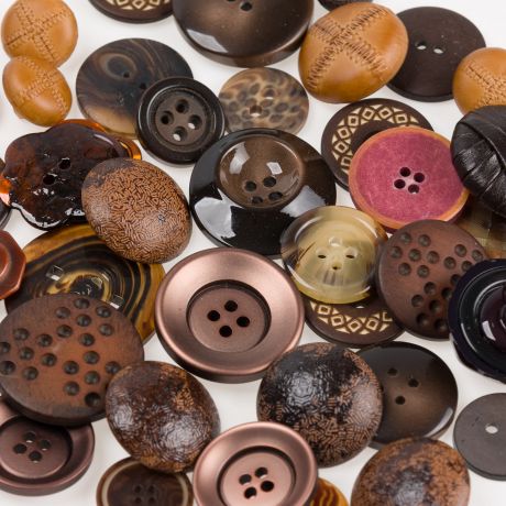 Lot boutons marron