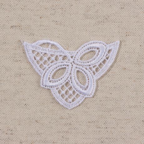 Appliqu� � coudre en guipure blanc cass� x 6 pi�ces