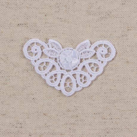 Appliqu� � coudre en guipure blanc cass� x 6 pi�ces