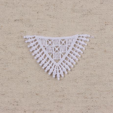 Appliqu� � coudre en guipure blanc cass� x 6 pi�ces