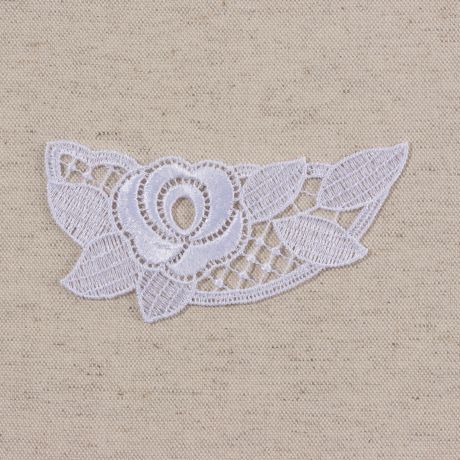 Appliqu� � coudre en guipure blanc cass� x 6 pi�ces