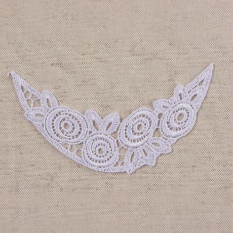 Appliqu� � coudre en guipure blanc cass� x 6 pi�ces
