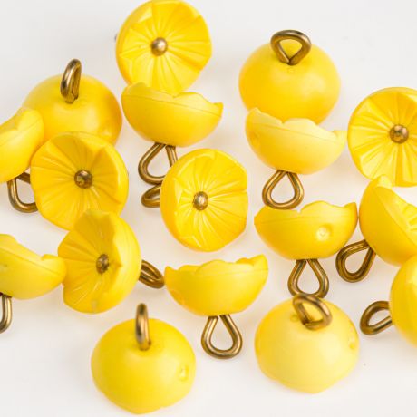 Bouton fleur � anneau