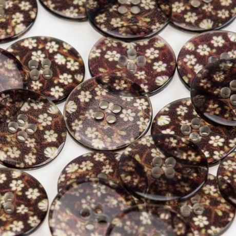 Bouton translucide � trous