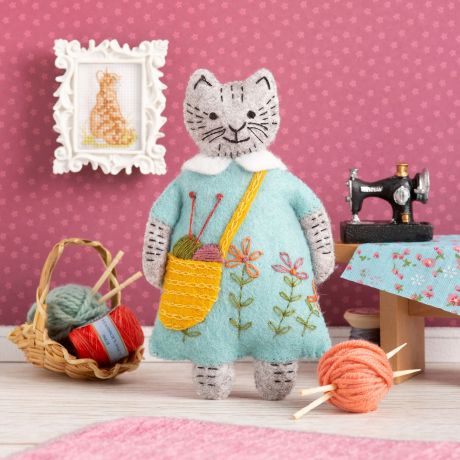 Mini kit feutrine mme chat tricote